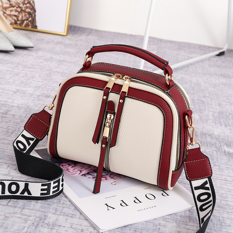 Women's Wide Shoulder Square Bags