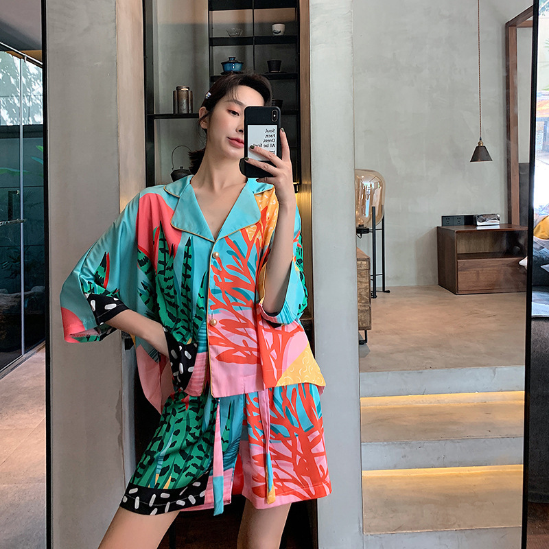 Plant Print Pearl Button Silk Nightwear