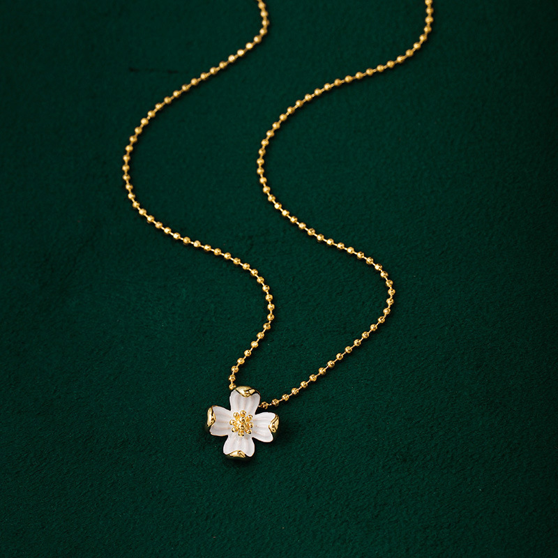 Rural Daisy Necklace
