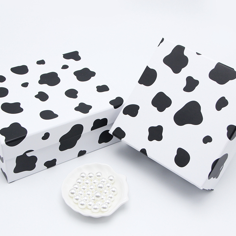 Spotted Cow Gift Box Wrapping Paper - Image 4