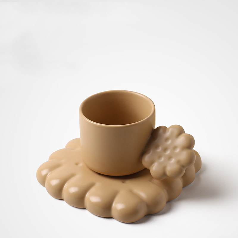 Creative Cute Ceramic Mug Home Set Gift Box - Image 3