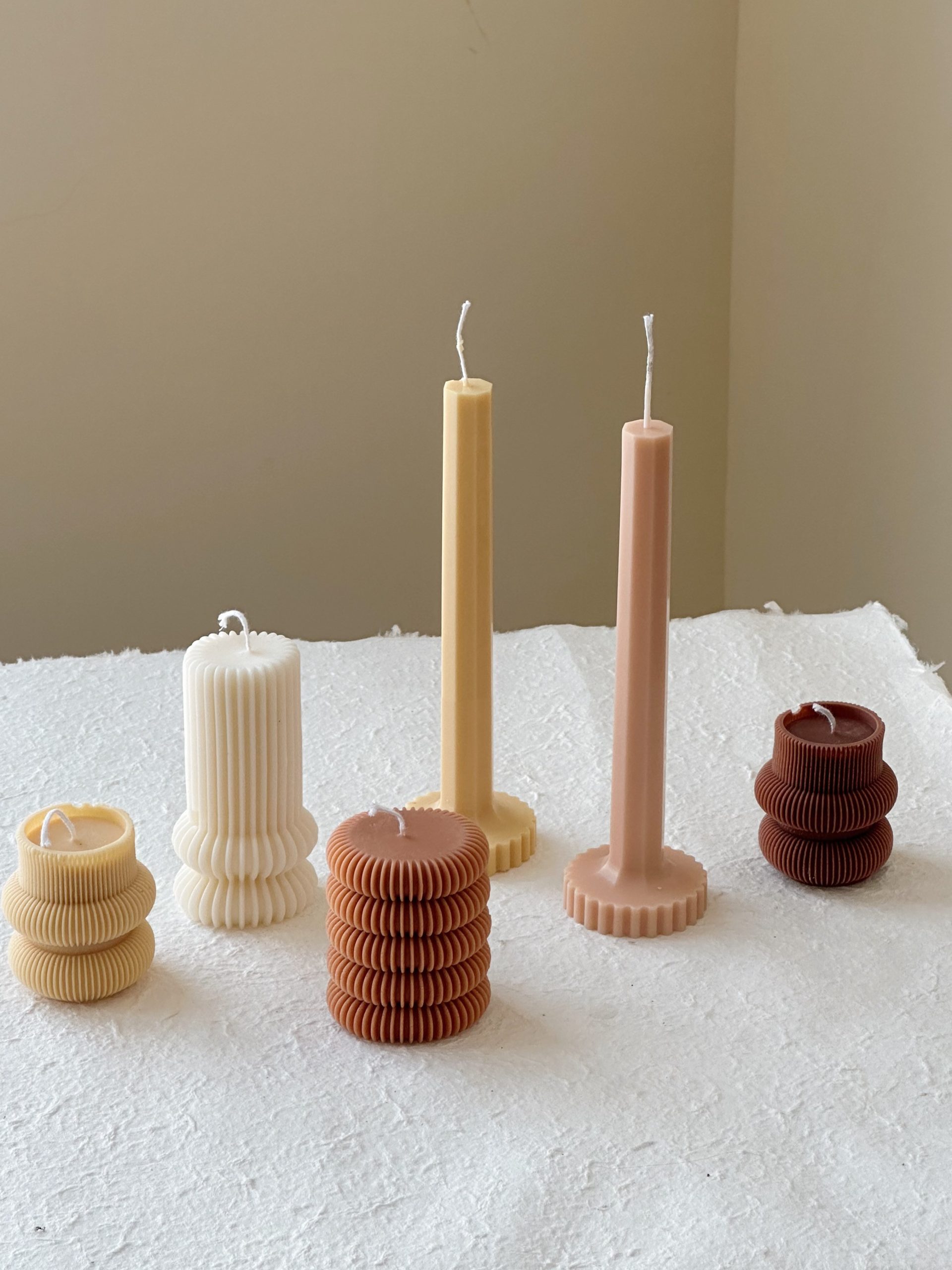 Striped Cylinder Handmade Aromatherapy Candle - Image 4