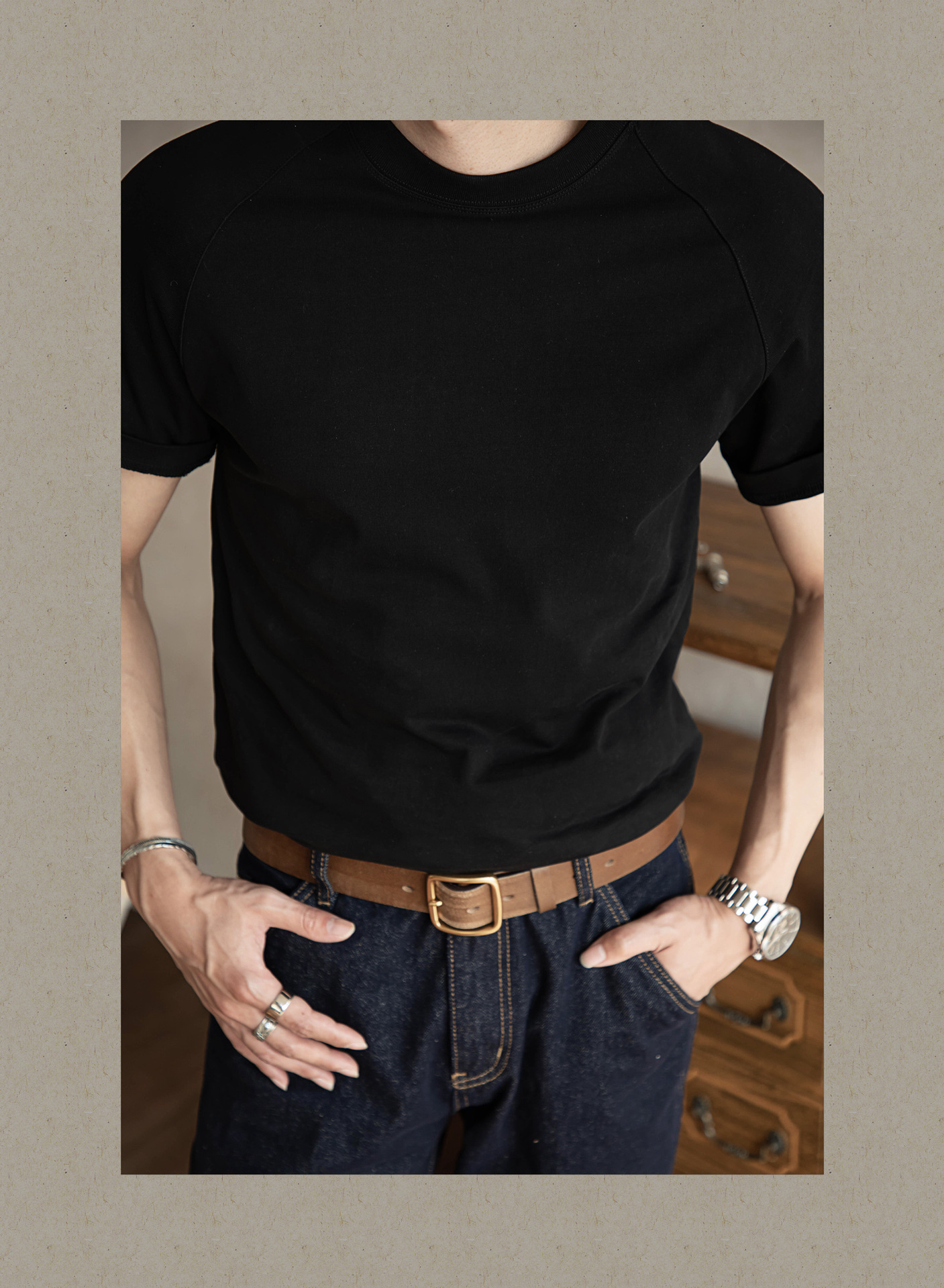 Heavy Round Neck Dry T-shirt - Image 10