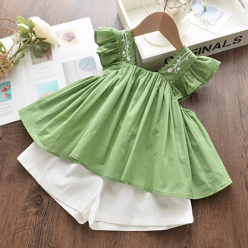 Sleeveless Two-piece Suit