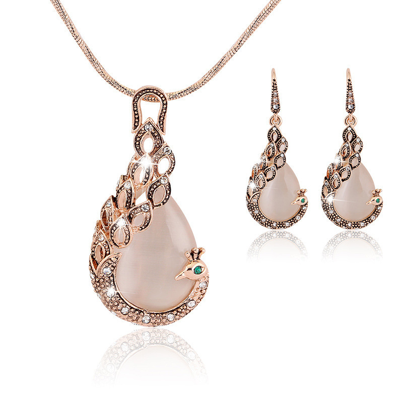 Peacock Jewelry Set - Image 3