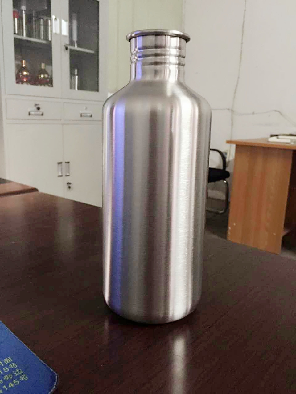 Stainless Steel Insulated Water Bottle - Image 6