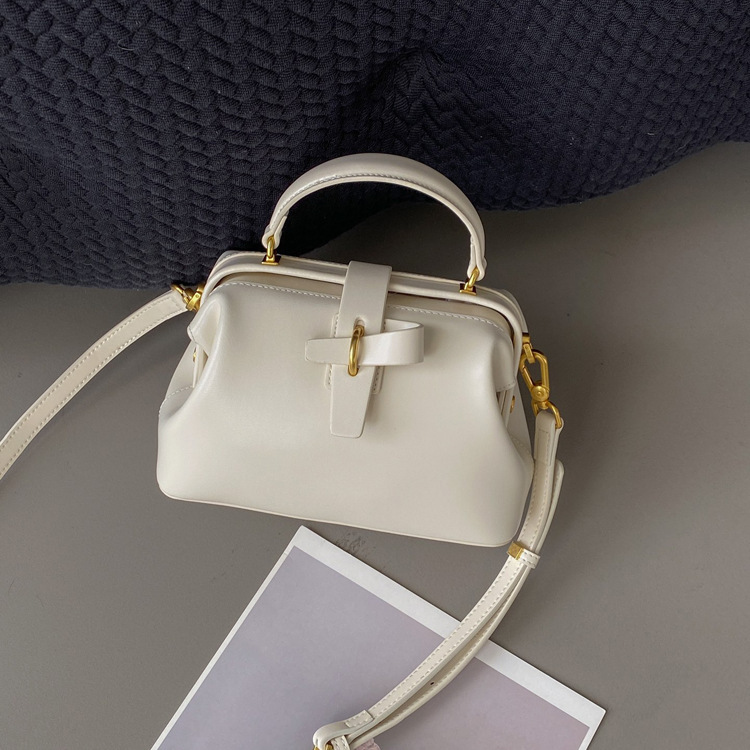 Luxury Fashion Cowhide Handbag