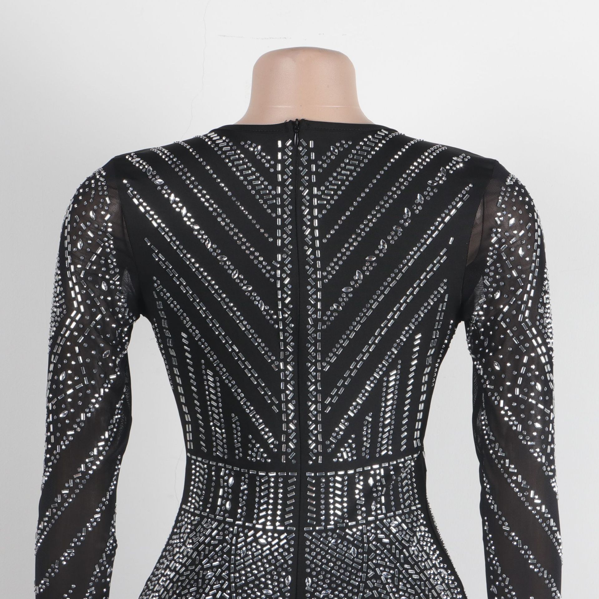 Slim Hip Rhinestone V-Neck Stretch Tight Jumpsuit - Image 3