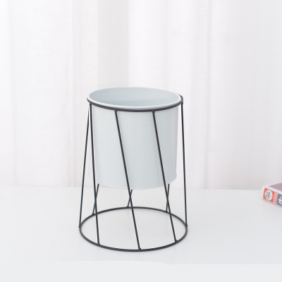 Modern Iron Flower Trellis Ornaments - Image 7