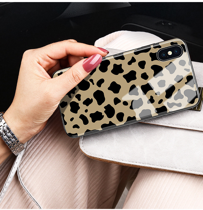 Leopard Glass Phone Case - Image 3