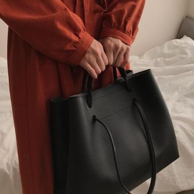 Large-Capacity Handbag - Image 6