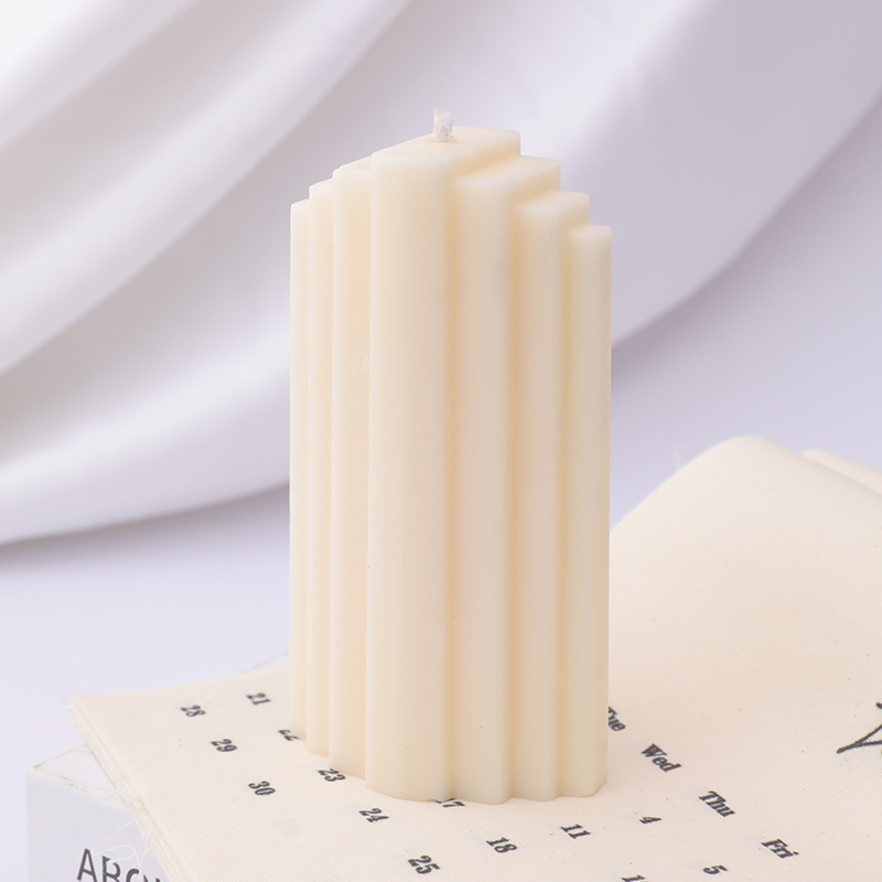 Geometric Shaped Ornaments Aromatherapy Candles - Image 3