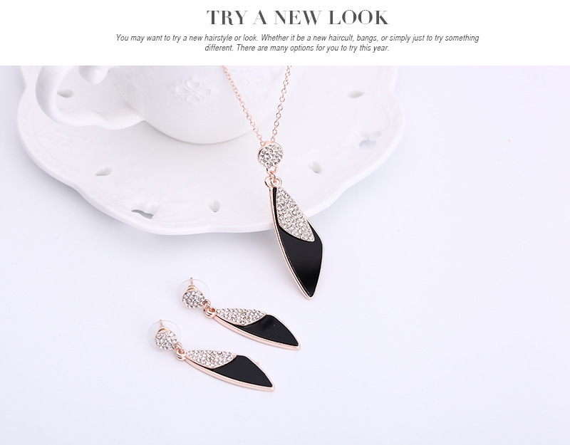 Crystal Jewelry Set Necklace Earrings - Image 5