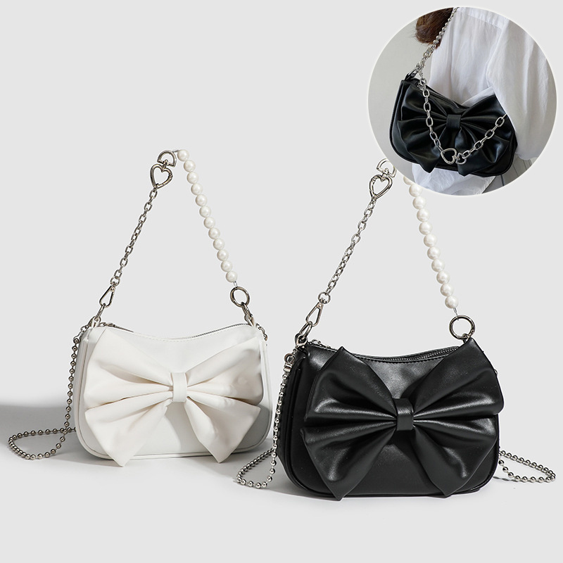 Pearl Chain Shoulder Bag