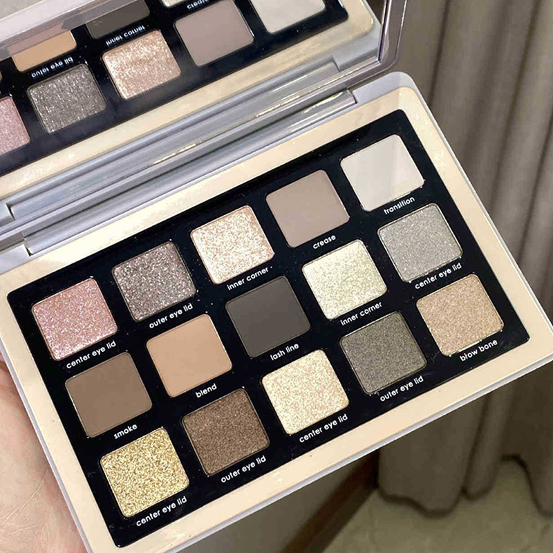 Earth Holding Color Eye Shadow Plate - Image 3
