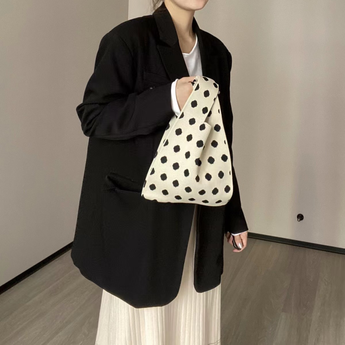 Wool Knitted Bucket Tote Bag - Image 8