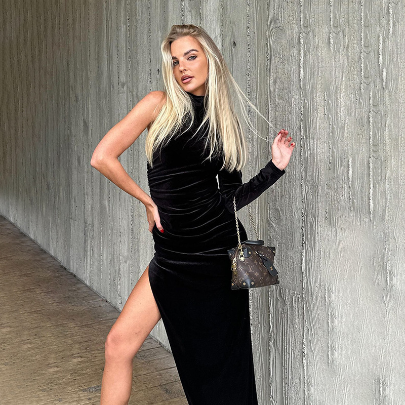 Women's Fashion Velvet Long Sleeves Dress - Image 6