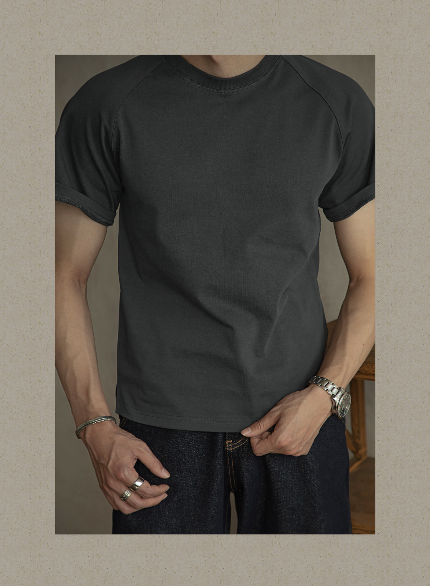 Heavy Round Neck Dry T-shirt - Image 6