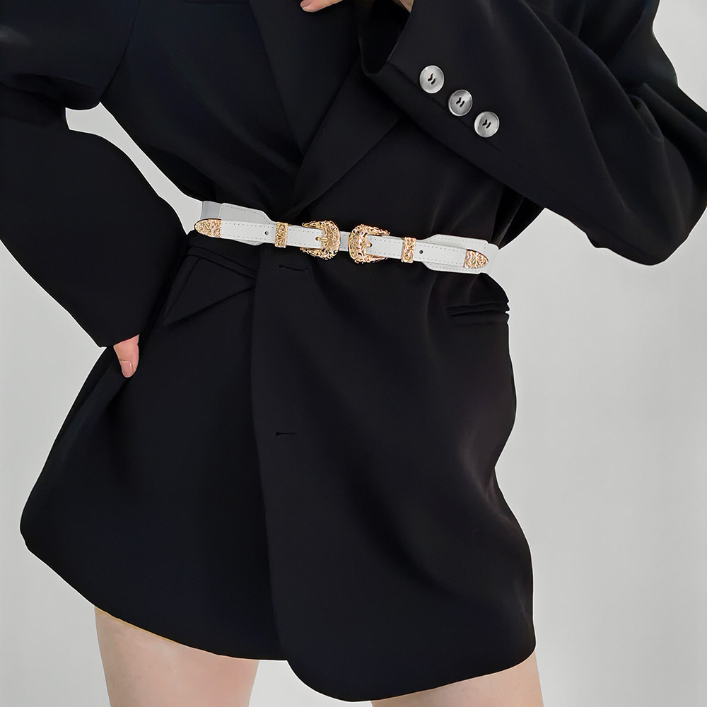 Retro Women's Thin Black Belt - Image 4