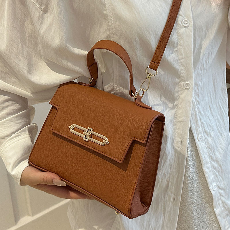 Retro Versatile Crossbody Handbag