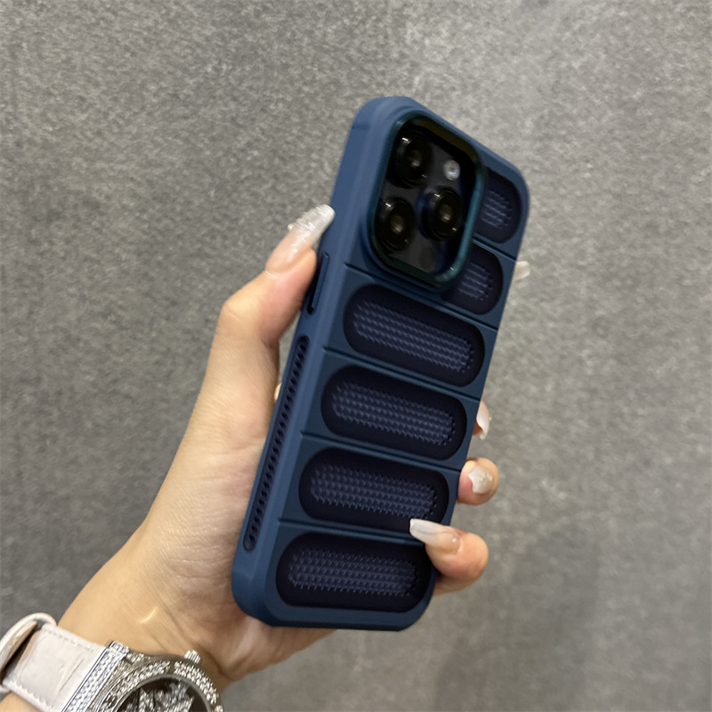 Breathable Heat Dissipation Mesh Case for I Phone - Image 3