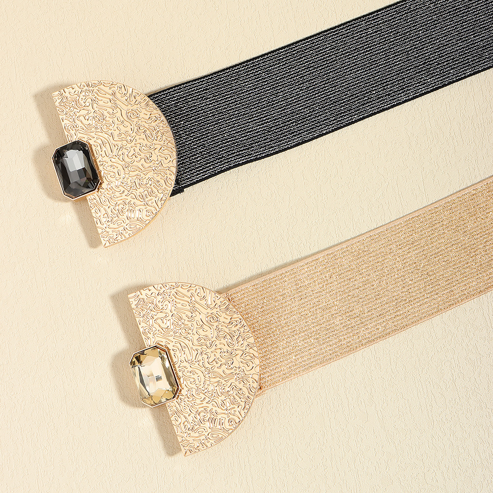 Women Simple Premium Glittering Belt With Pearls - Image 4