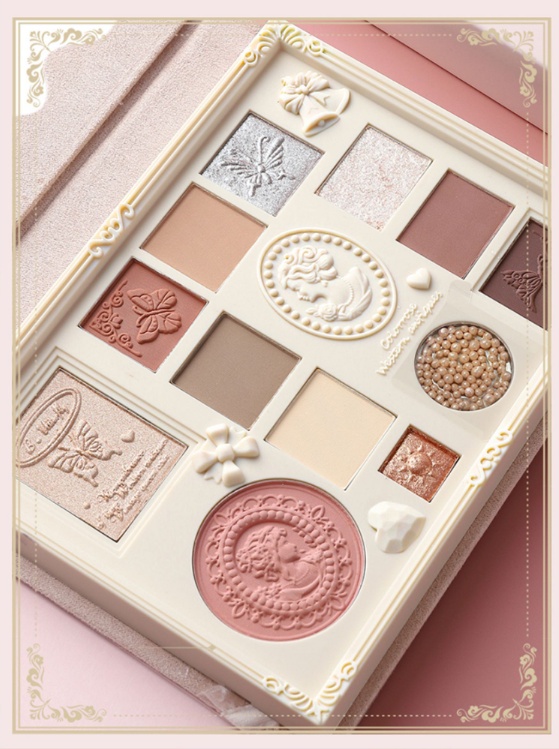 Embossed Eyeshadow Highlighter - Image 6