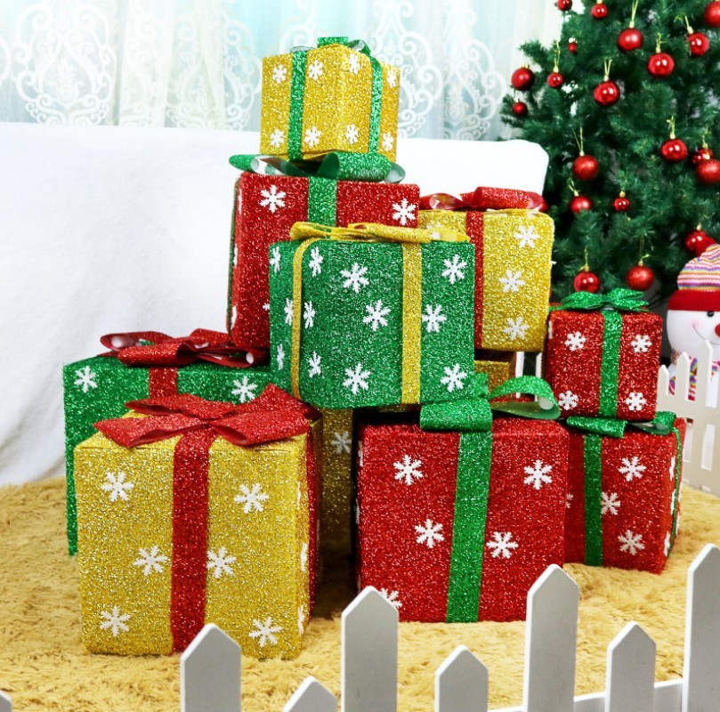 Window Display Snowflake Gift Wrapping Box - Image 2