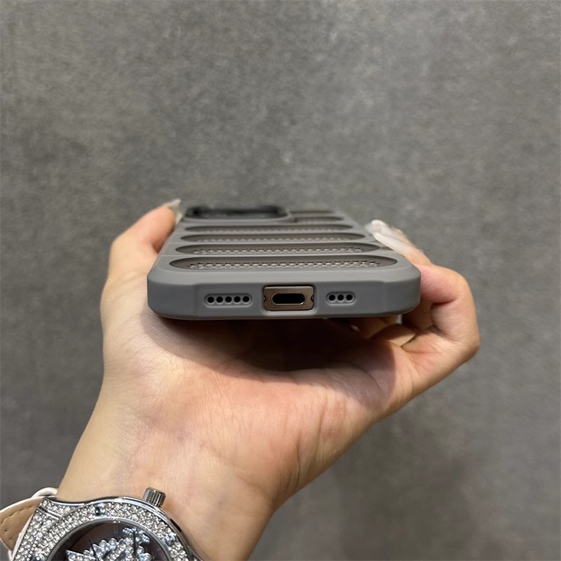 Breathable Heat Dissipation Mesh Case for I Phone - Image 4