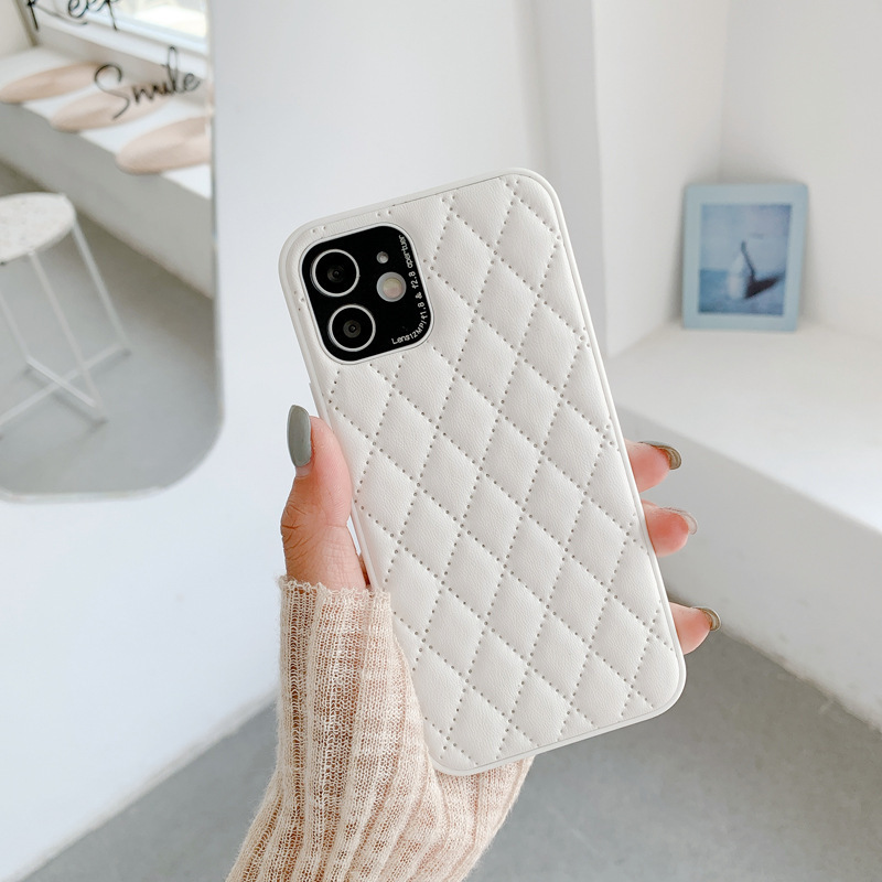 Solid Color Diamond Plaid Lambskin Phone Case - Image 3
