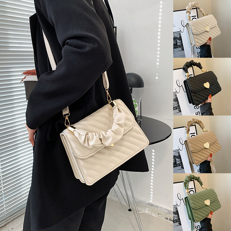 Women Chain Shoulder Bags With Love Metal