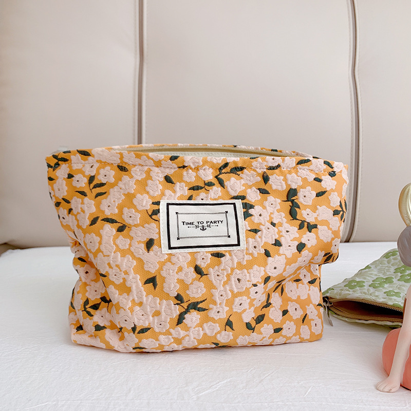 Large Capacity Jacquard Fabric Cosmetic Bag