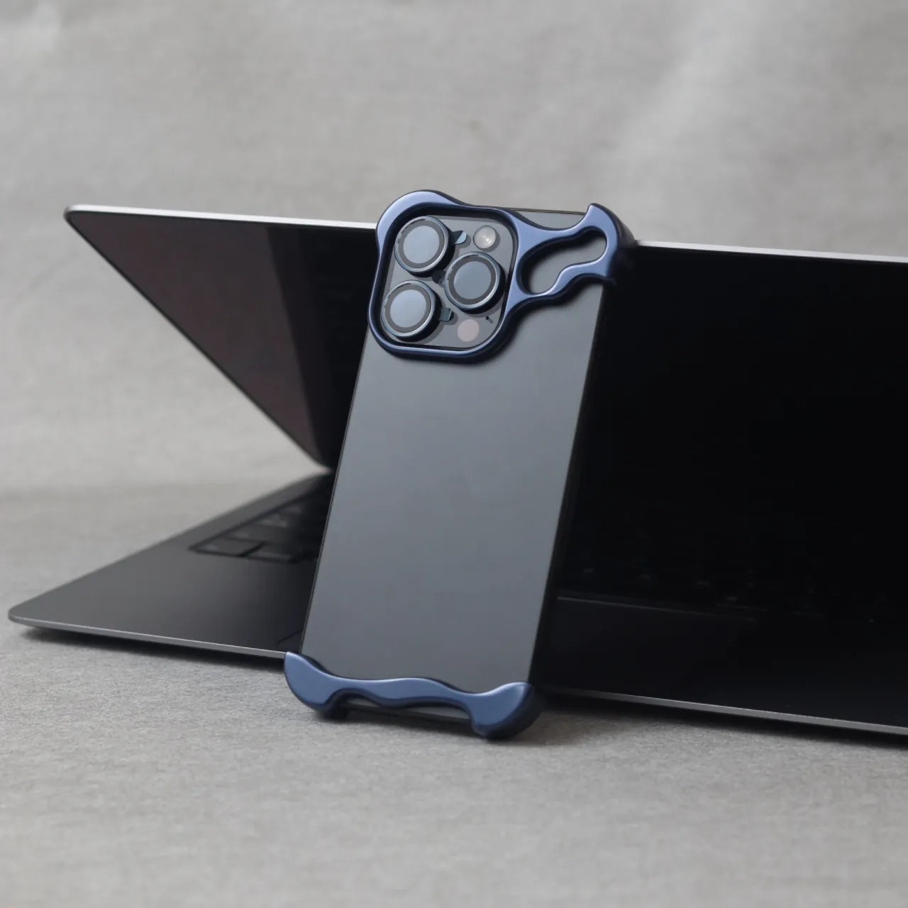 Zinc Alloy Phone Case - Image 2