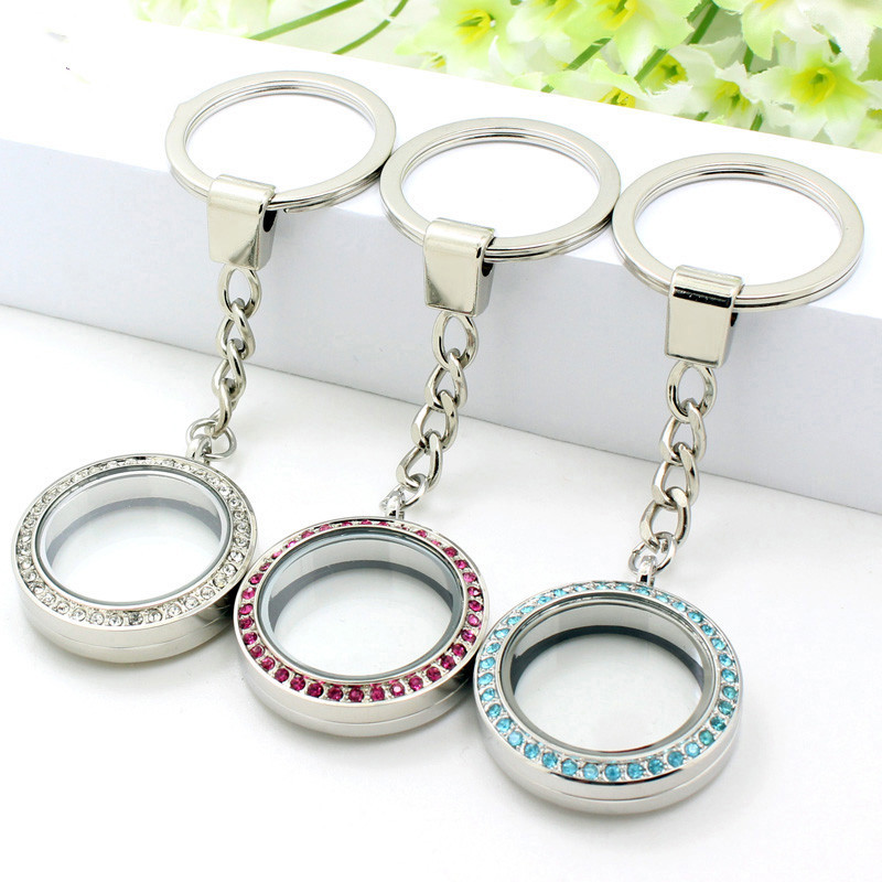 Fashionable Stainless Steel Keychain Pendant