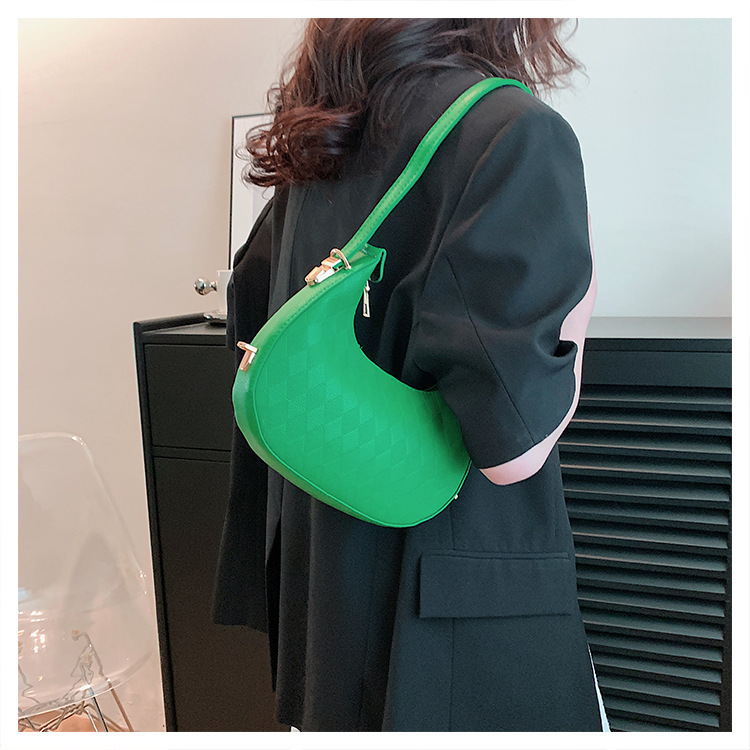 Rhombus Pattern Handbag - Image 9