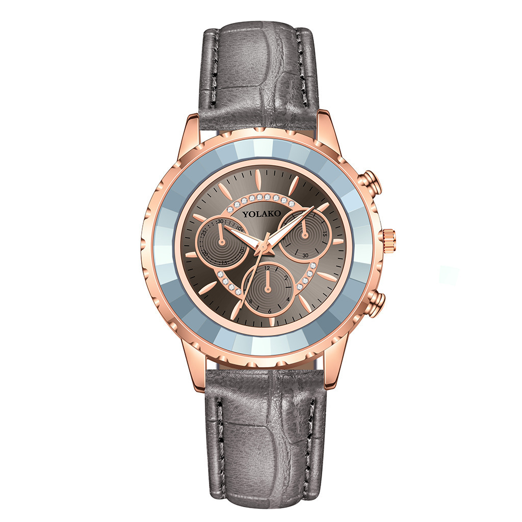Fashion Three-Eye Quartz All-Match Watch