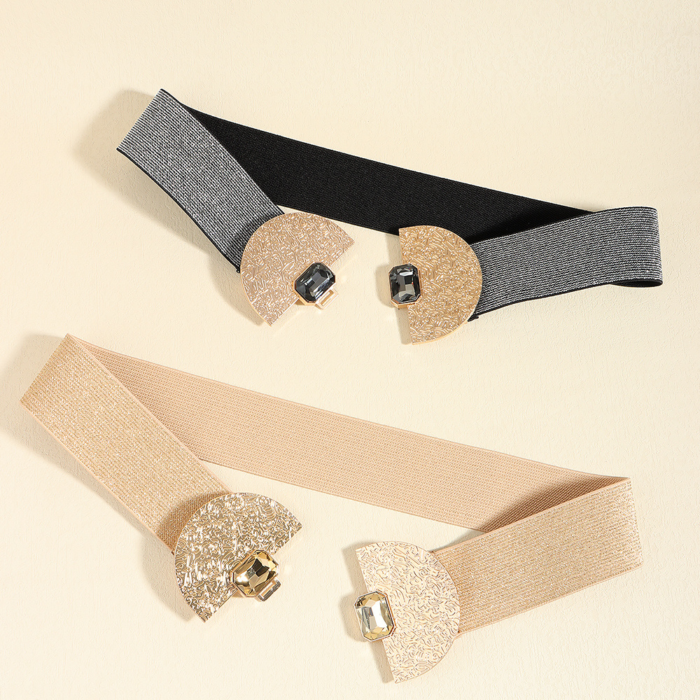 Women Simple Premium Glittering Belt With Pearls - Image 2