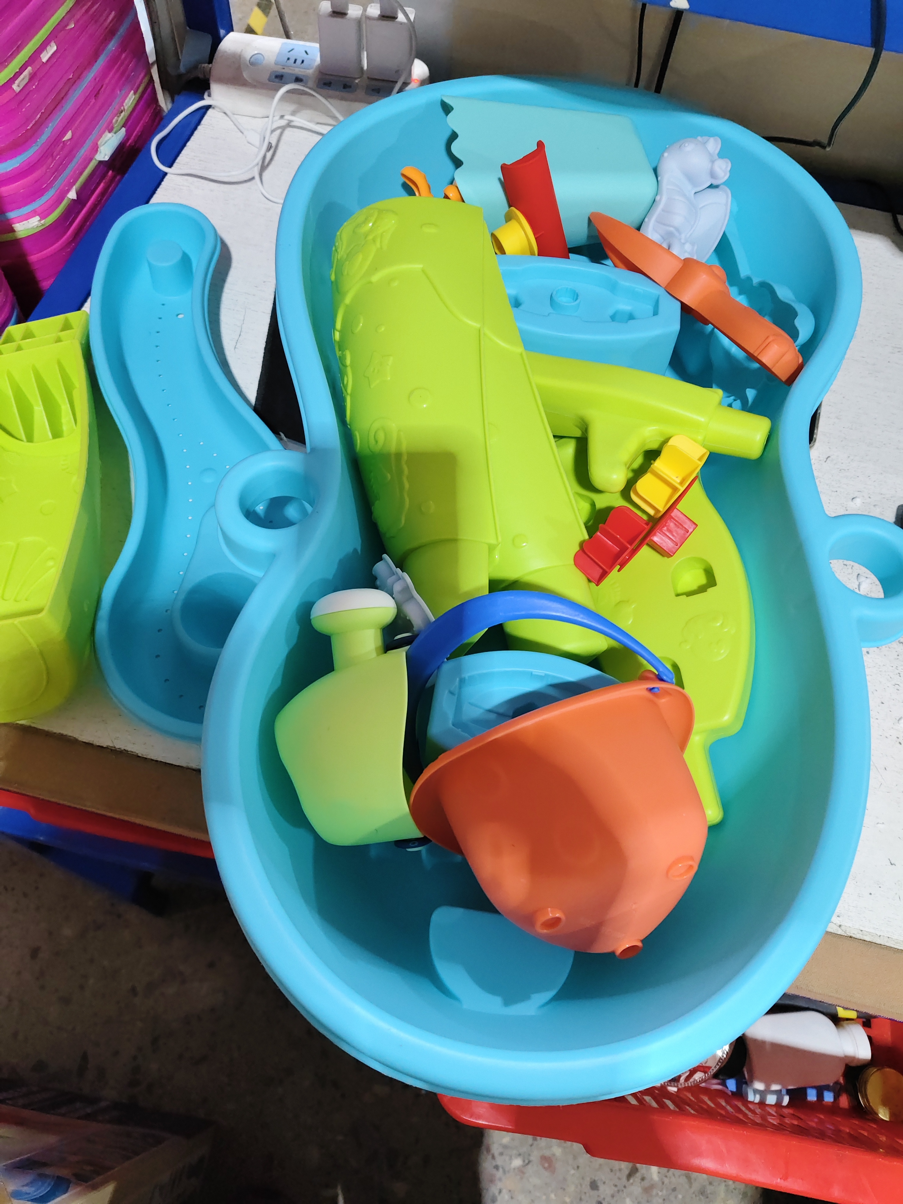 Children's Beach Four-layer Pool Toy Suit - Image 4
