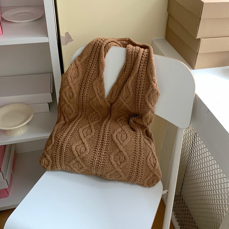 Retro Hollow Knitted Woolen Bag - Image 4