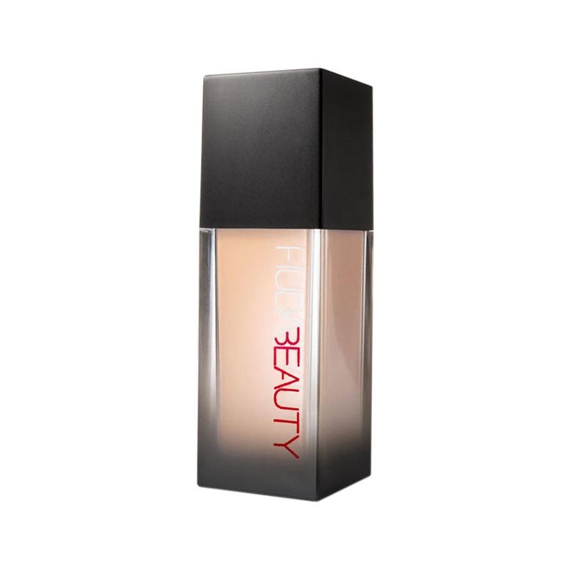 Moisturizing Smear-Proof Liquid Foundation - Image 4