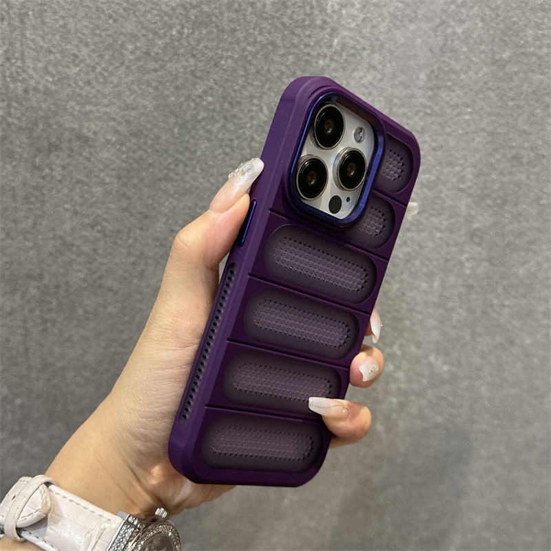 Breathable Heat Dissipation Mesh Case for I Phone - Image 2
