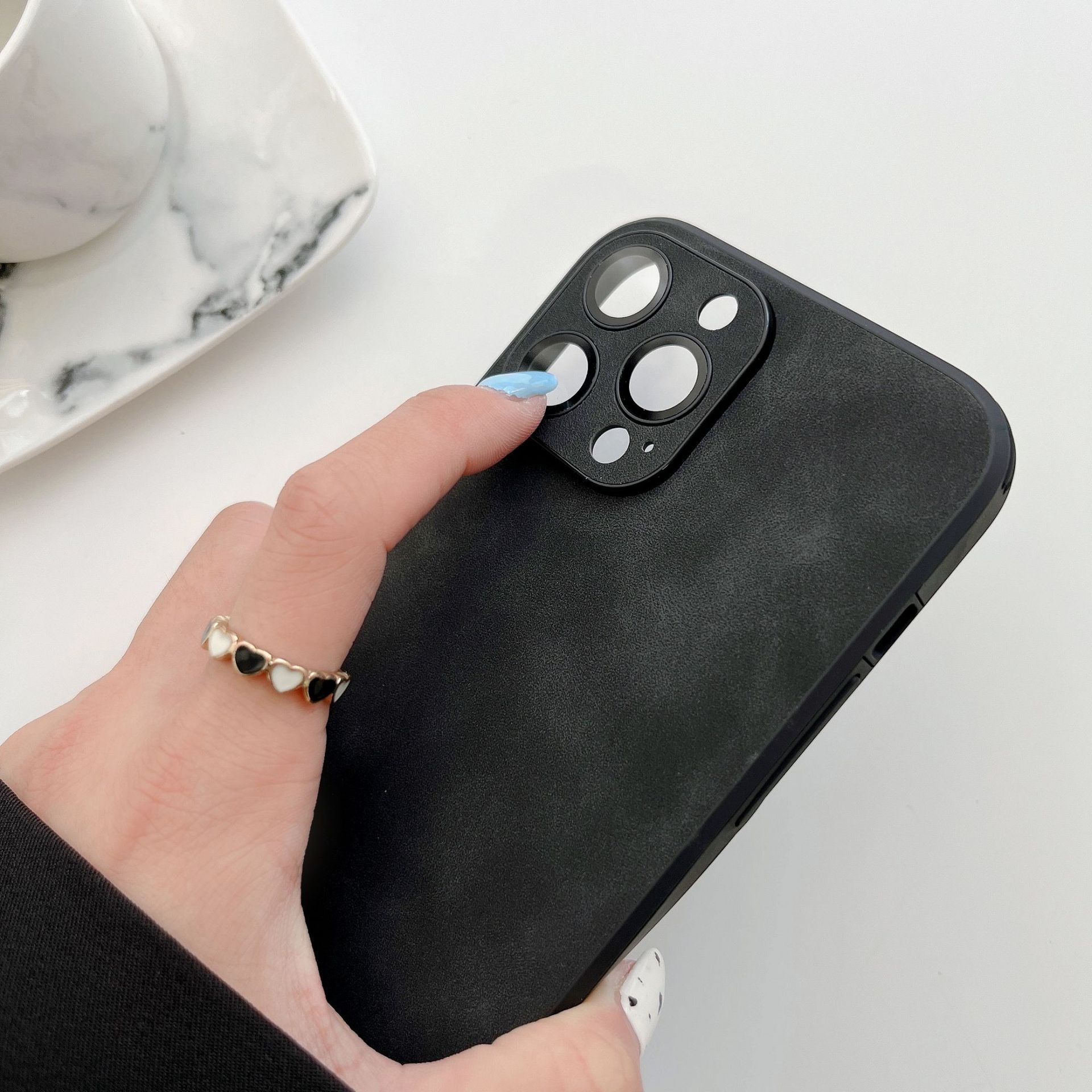 Sheepskin Glass Phone Case - Image 4