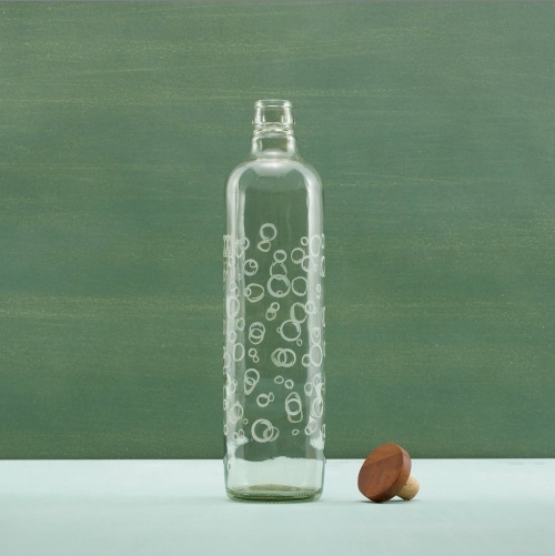 Bubbles Glass Water Bottle With Wooden Stopper - Image 3