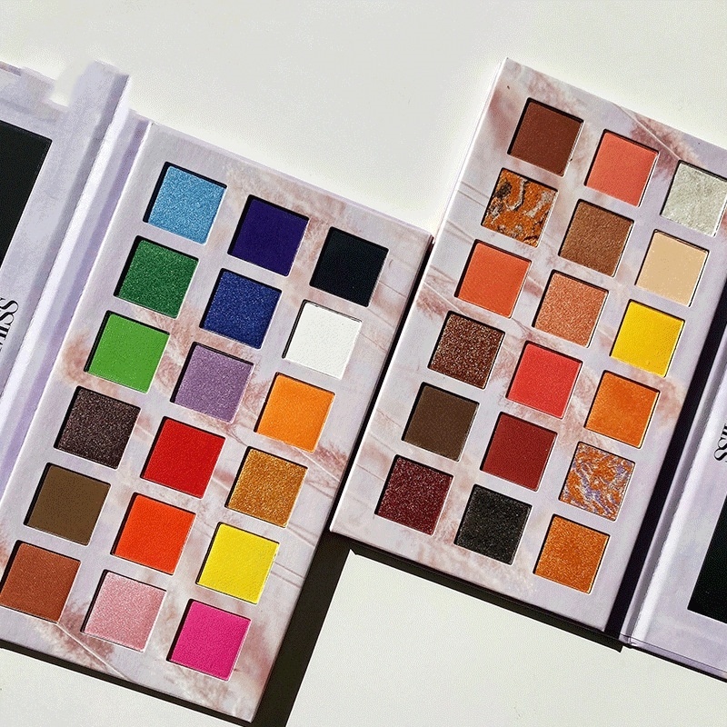 Matte Earth Tone Eyeshadow Plate - Image 6