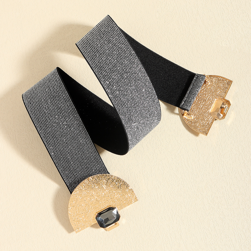 Women Simple Premium Glittering Belt With Pearls - Image 3