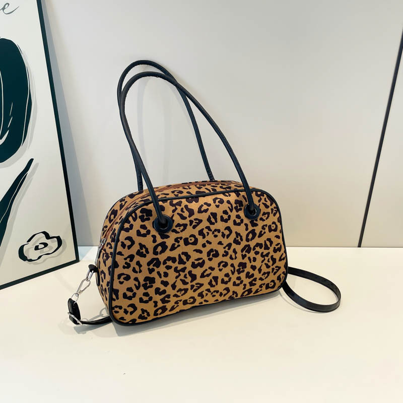 Vintage Leopard Print Bowling Handbag - Image 6