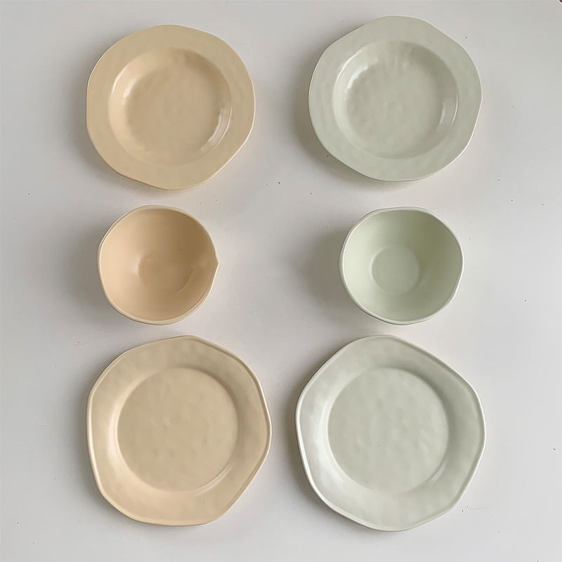 Irregular Hand-Squeezed Matte Tableware - Image 10