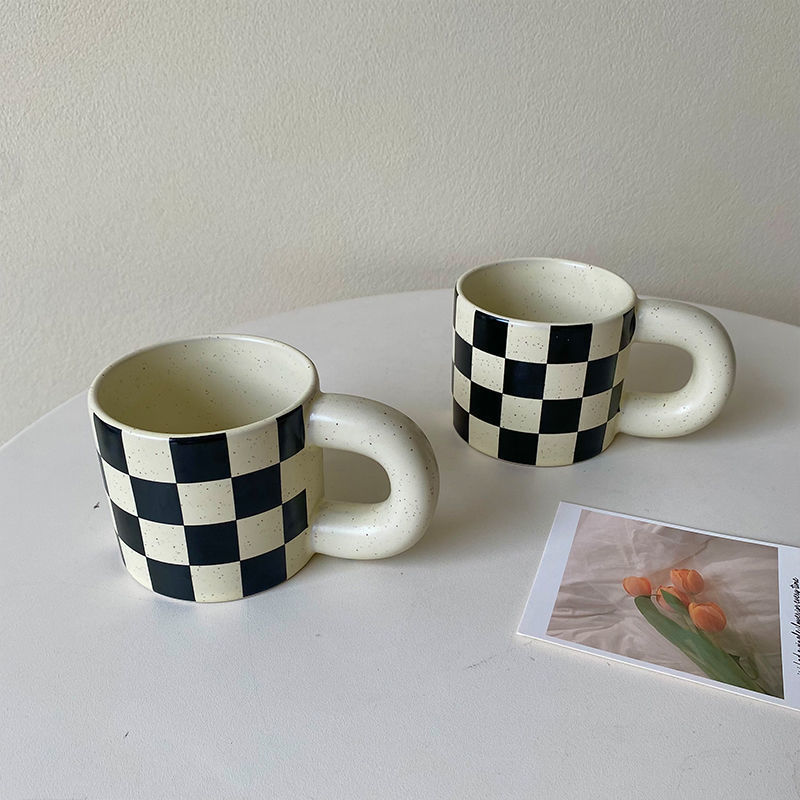 Black And White Checkerboard Capacity Ceramic Mug