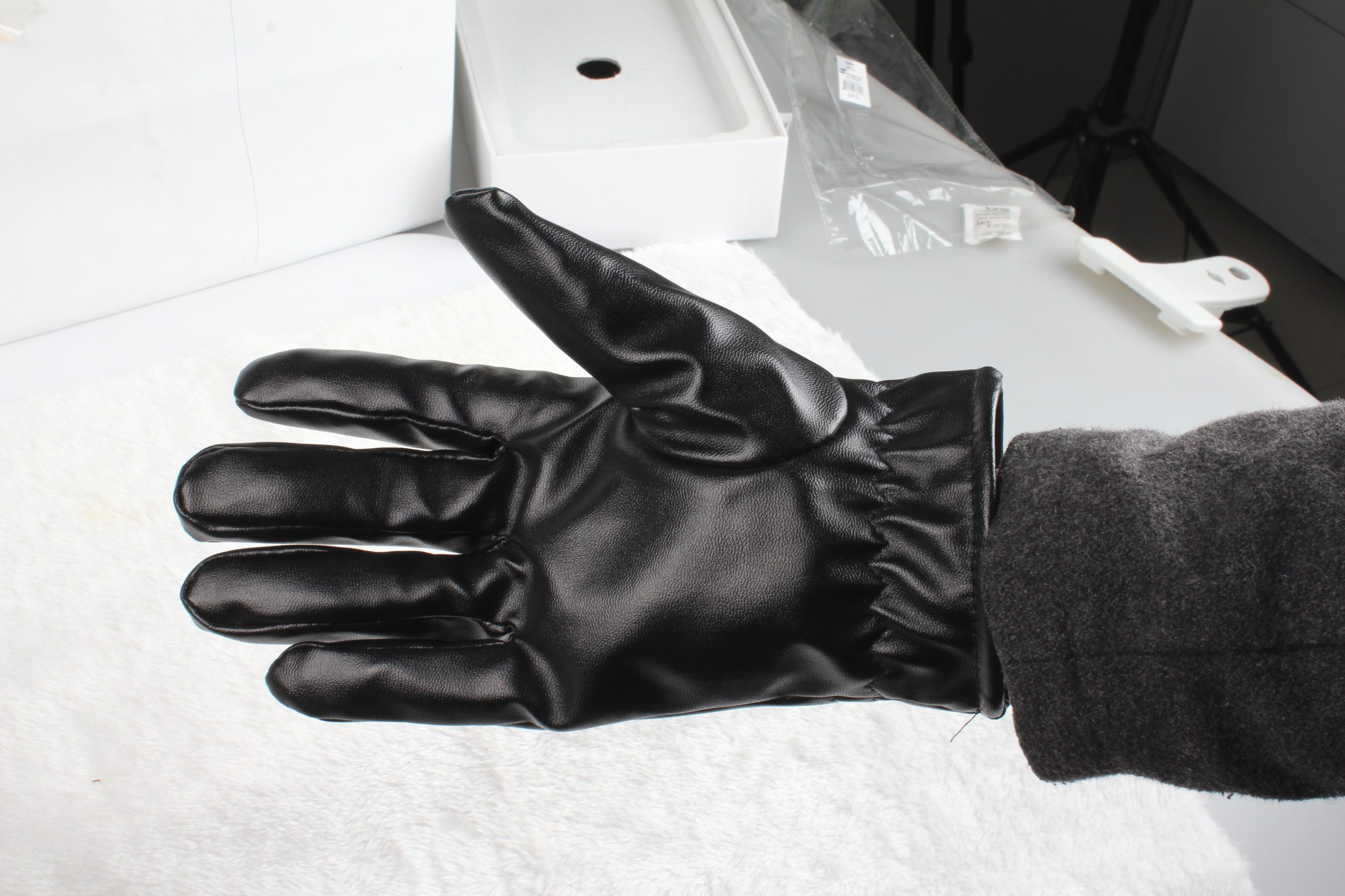 1Pair Unisex Black Leather Gloves - Image 7