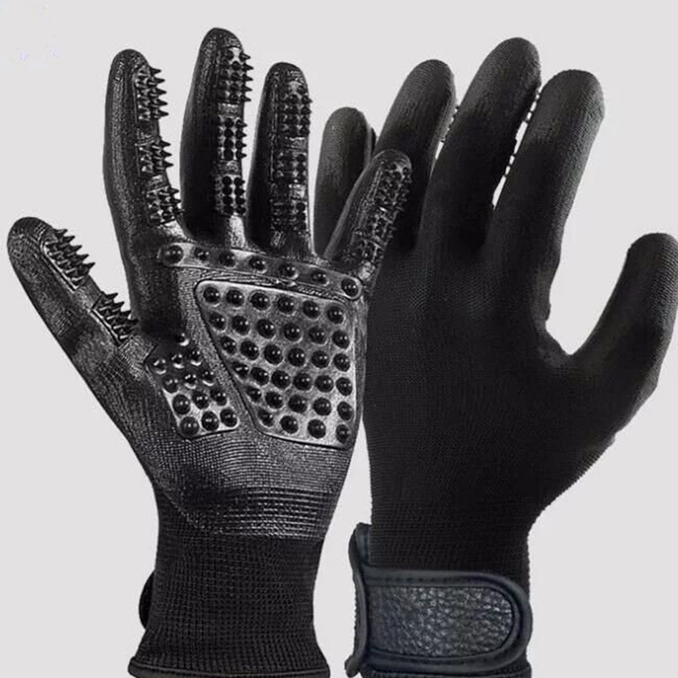 Soft Rubber Pet Hair Grooming Glove - Image 9